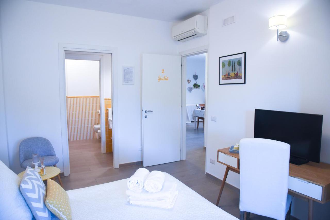 Bed And Breakfast Country Cottage Чивитавекия Екстериор снимка